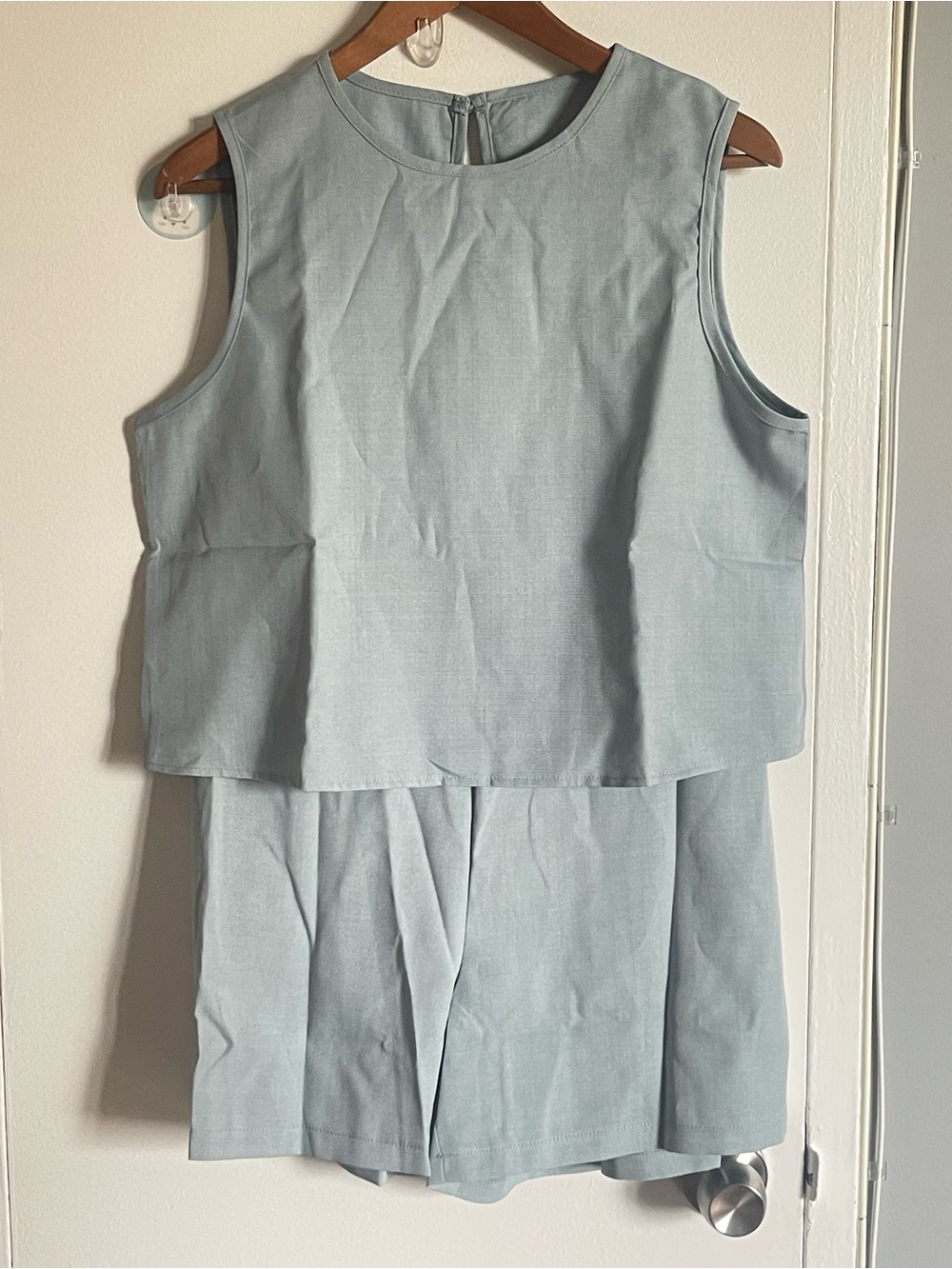 New Turquoise 2 piece women’s set top & shorts size L with elastic waist - Picture 5 of 6